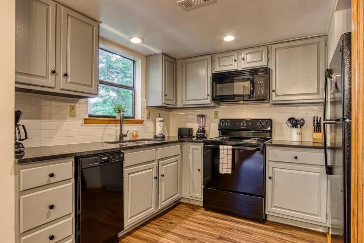 Pinecrest Townhomes-1King-2Queen Unit-Renovated Pigeon Forge Εξωτερικό φωτογραφία