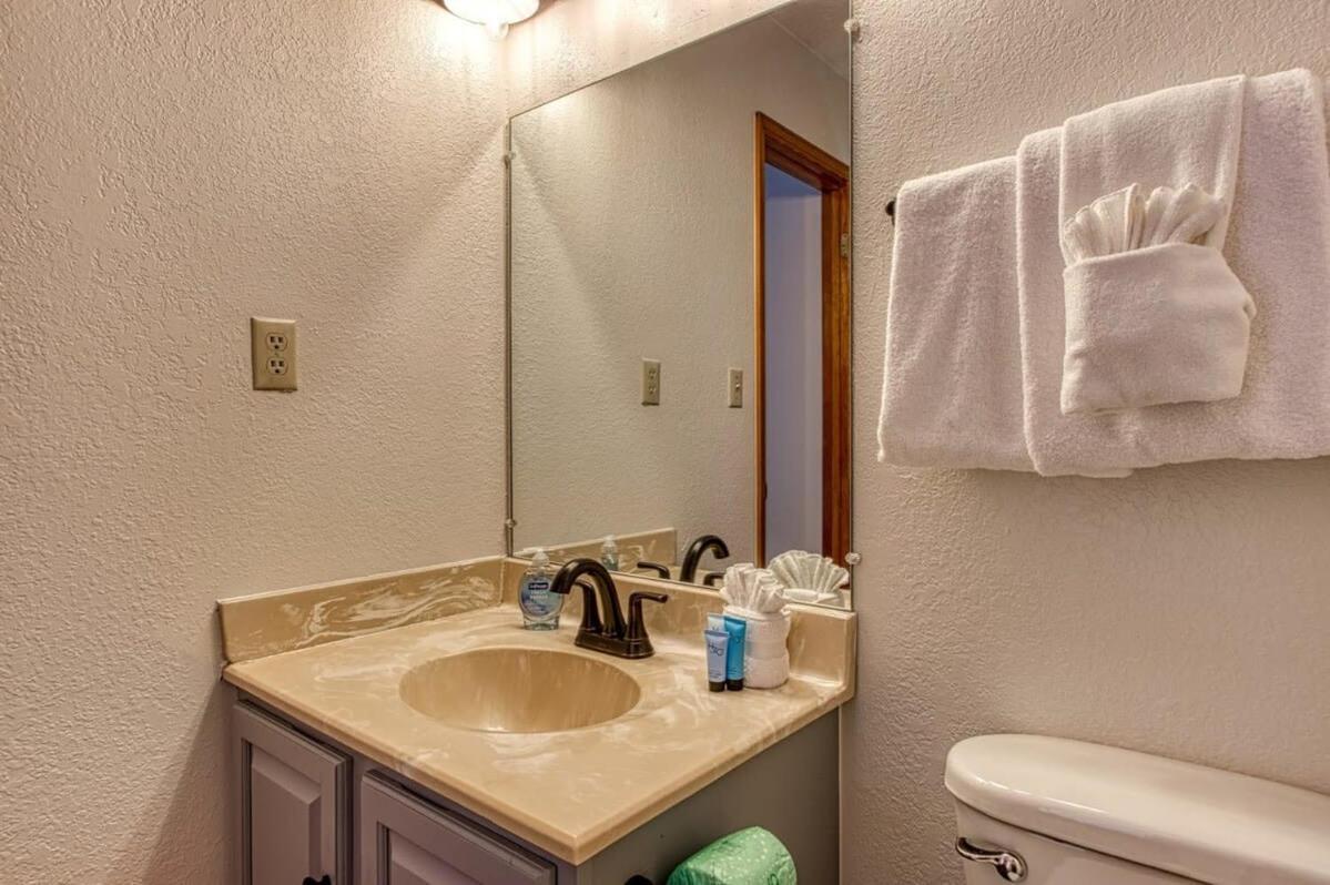 Pinecrest Townhomes-1King-2Queen Unit-Renovated Pigeon Forge Εξωτερικό φωτογραφία