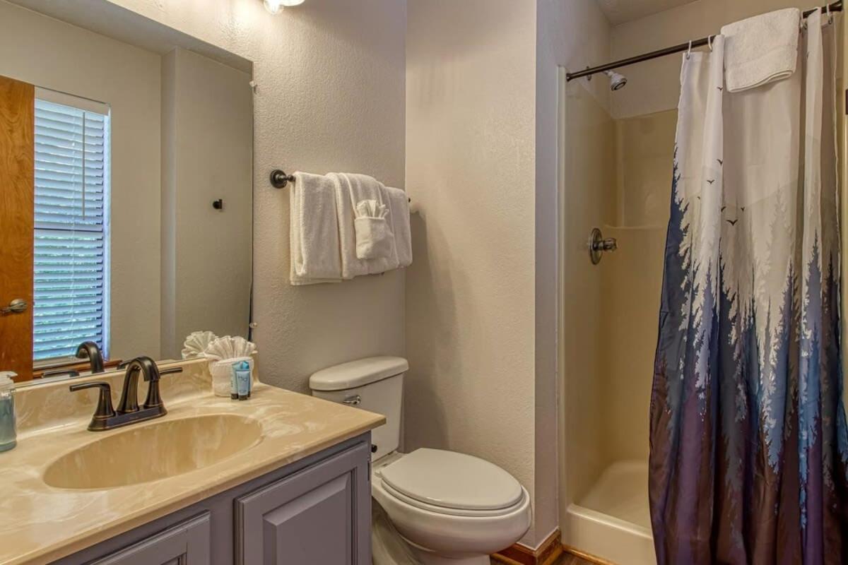Pinecrest Townhomes-1King-2Queen Unit-Renovated Pigeon Forge Εξωτερικό φωτογραφία