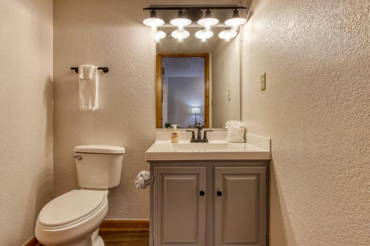 Pinecrest Townhomes-1King-2Queen Unit-Renovated Pigeon Forge Εξωτερικό φωτογραφία